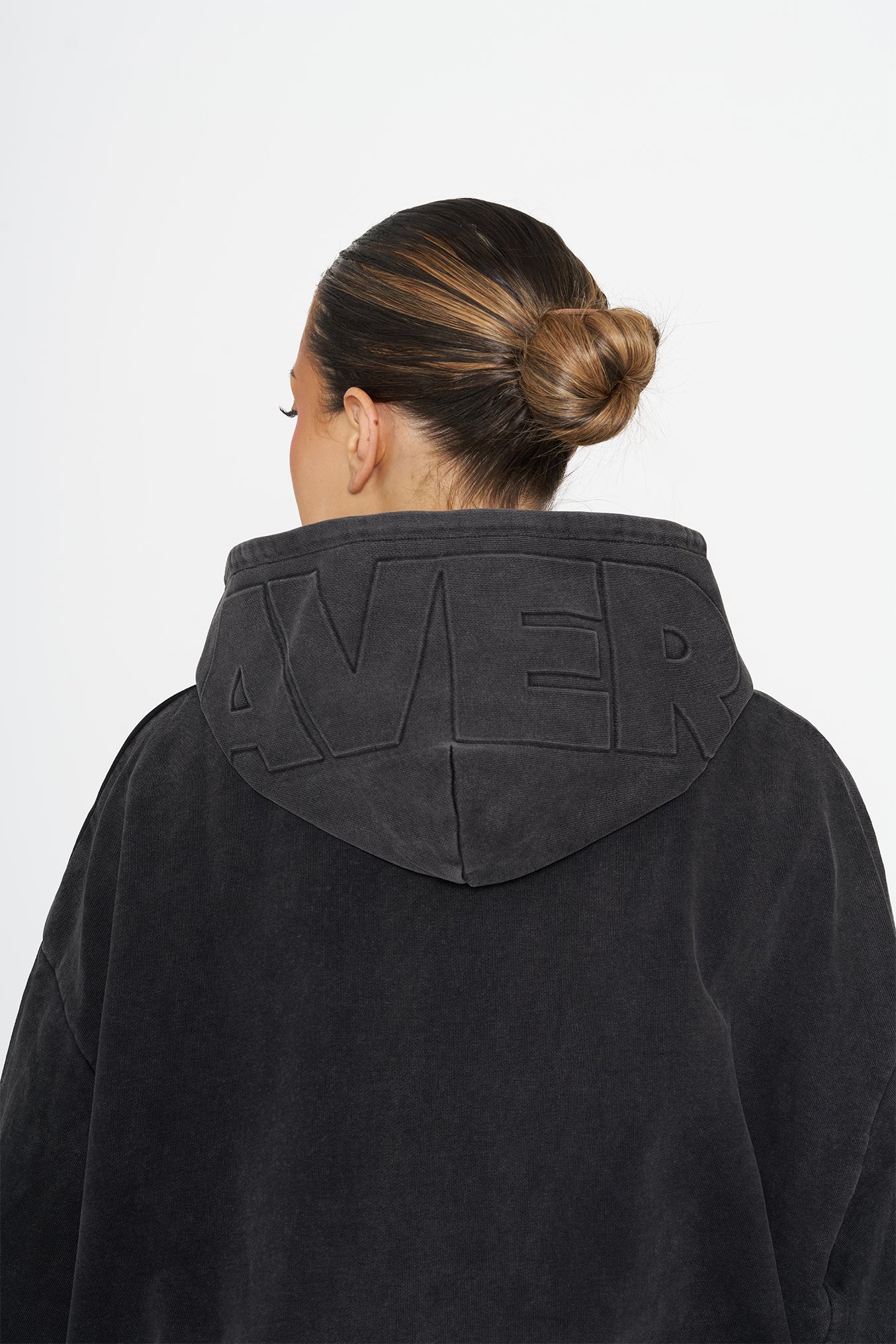 Aver® | Embossed Zip Up Hoodie - Black – Aver Active®