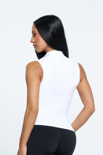 Nia Zip Up Vest - White